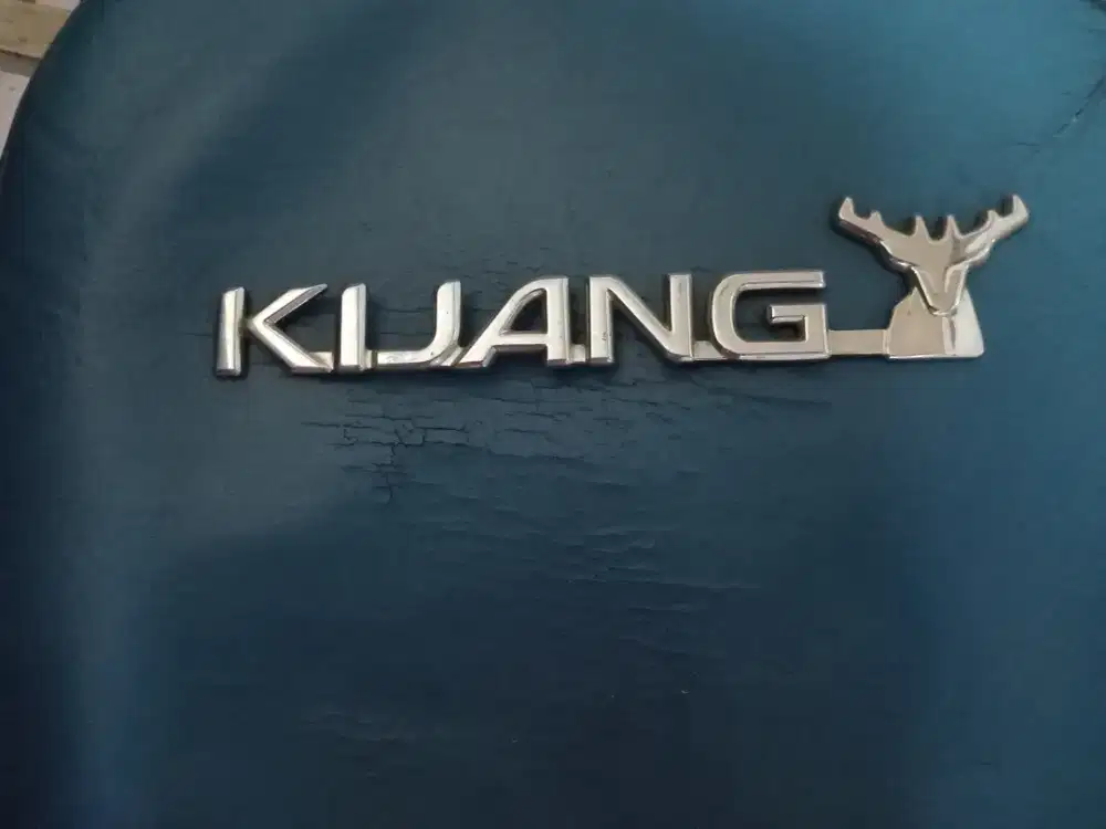 Emblem 3d kijang