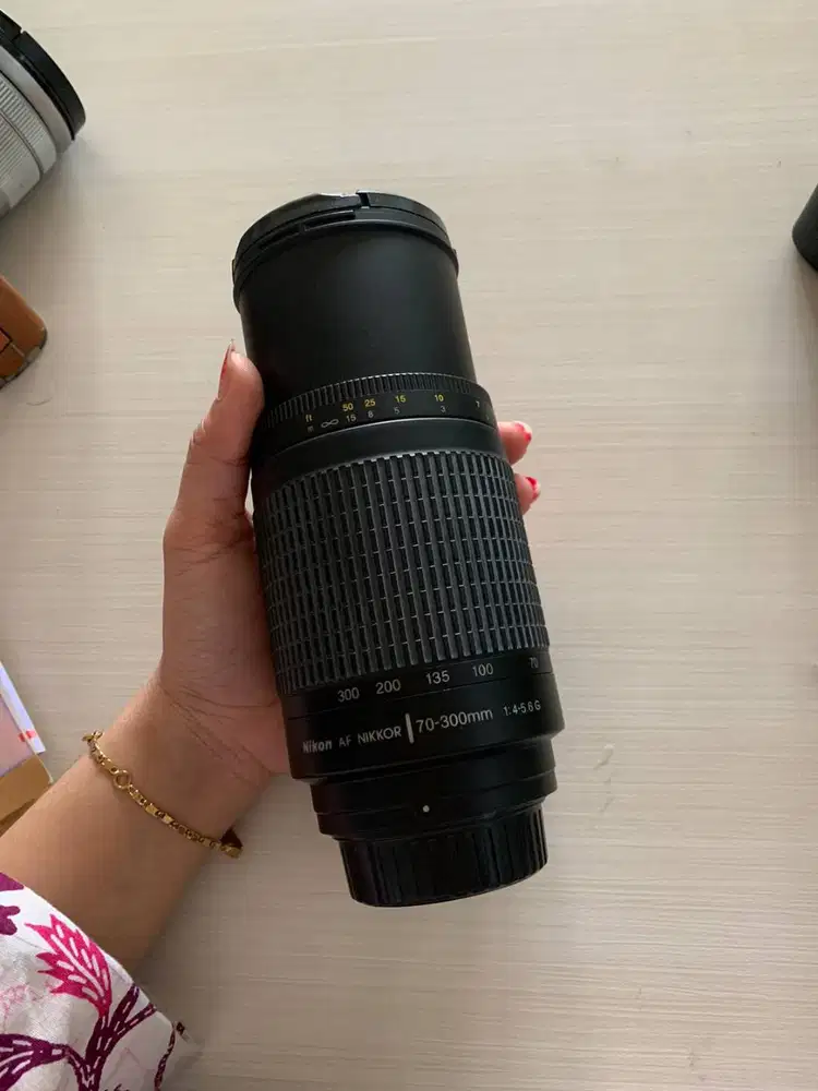 LENSA NIKON AF 70-300 MM F 4-5.6 KODE ICL 1360