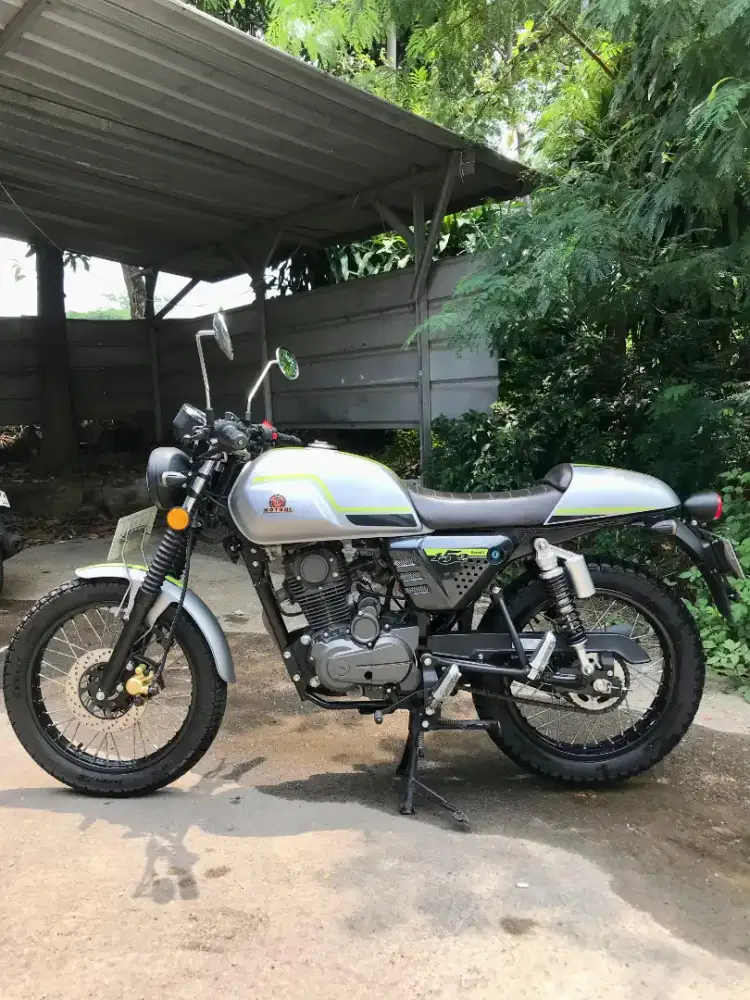 Benelli motobi 152 tahun 2022