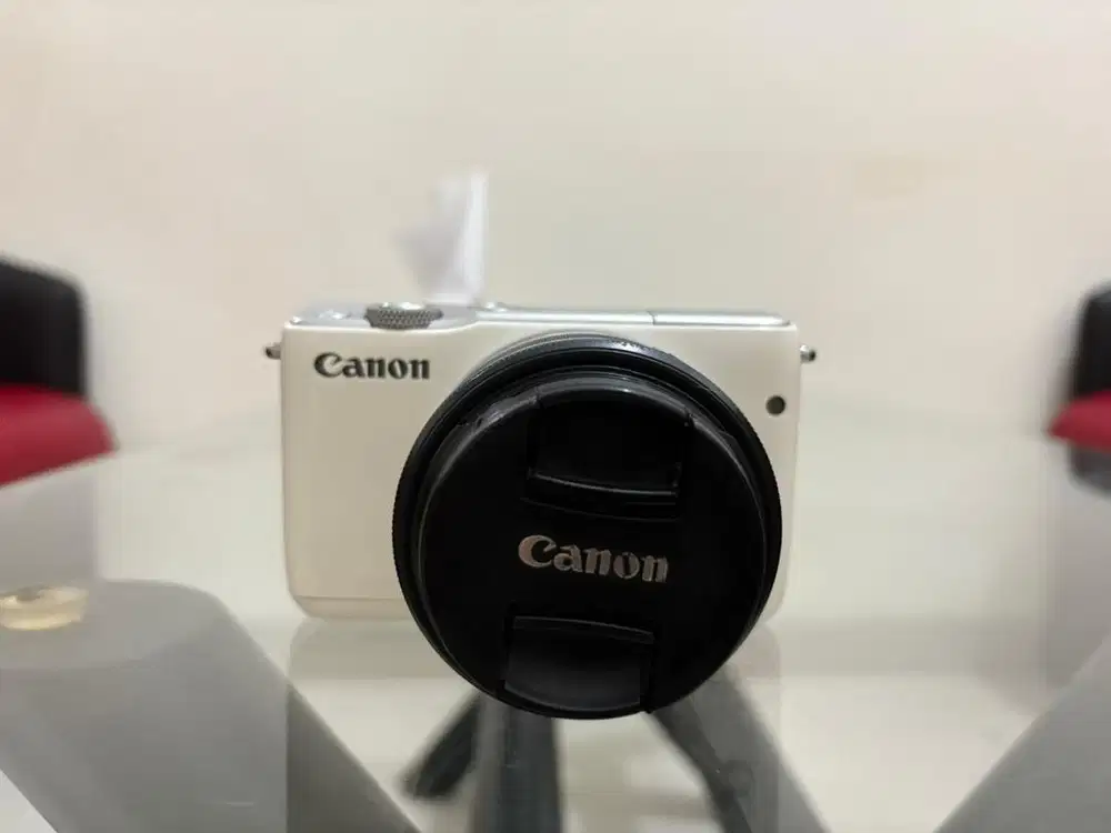 Canon EOS M10 (second)-