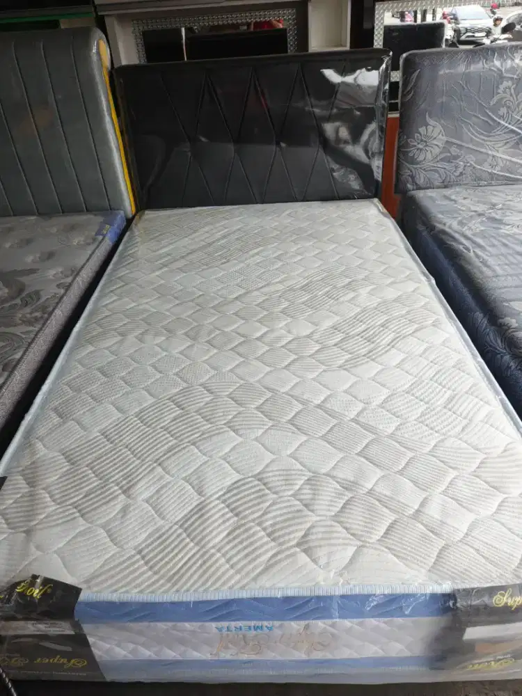 Kasur Spring bed Satu set