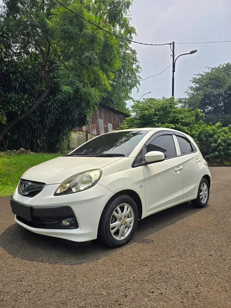 (Cash)Honda Brio LOW KM type e CVT 2013 putih