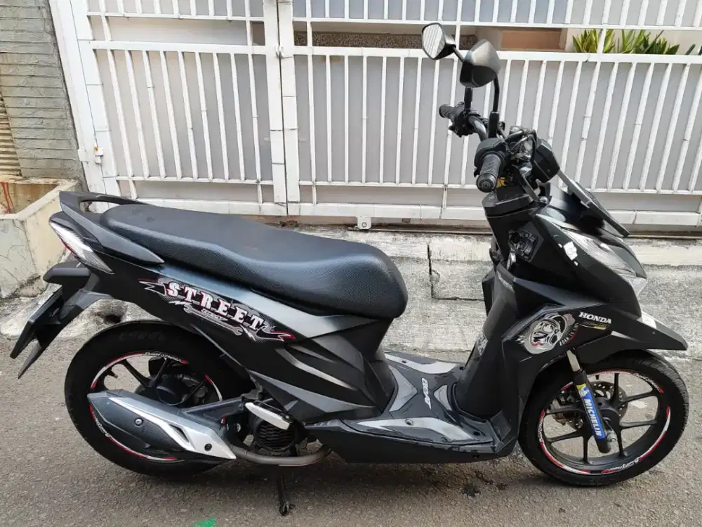 JUAL CEPAT BEAT STREET 2023 LOW KM ISTIMEWA SIAP PAKAI