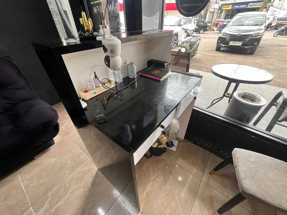 DI JUAL PERLENGKAPAN BARBER