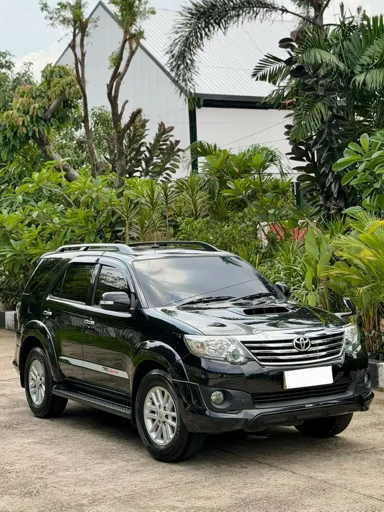 {Harga Cash} Toyota Fortuner G VNT TRD 2.5 A/T Diesel 2013
