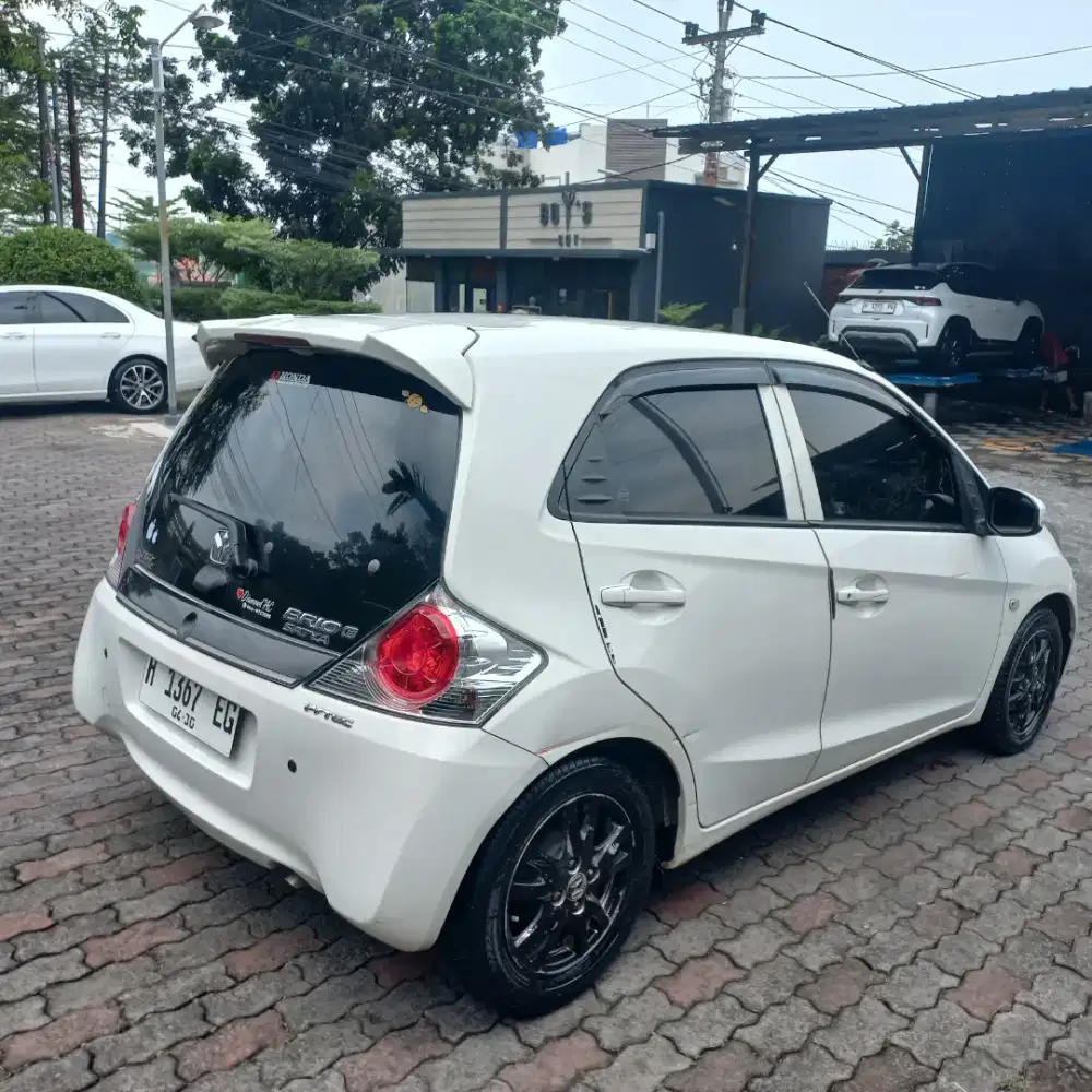 Brio Satya E MT 2014