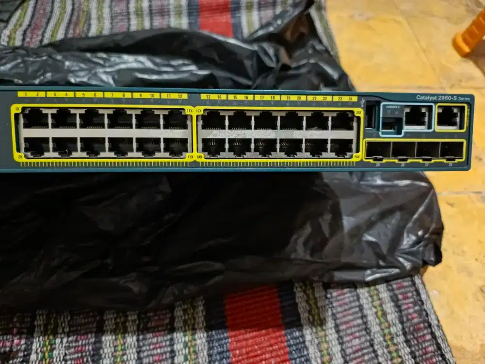 Switch Cisco 24 port