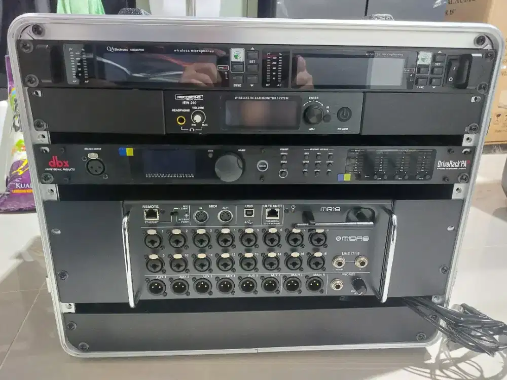 MIDAS MR18 DBXPA2 RecordingTech EW200 QA Electro HMD46 Pro Beyer HC