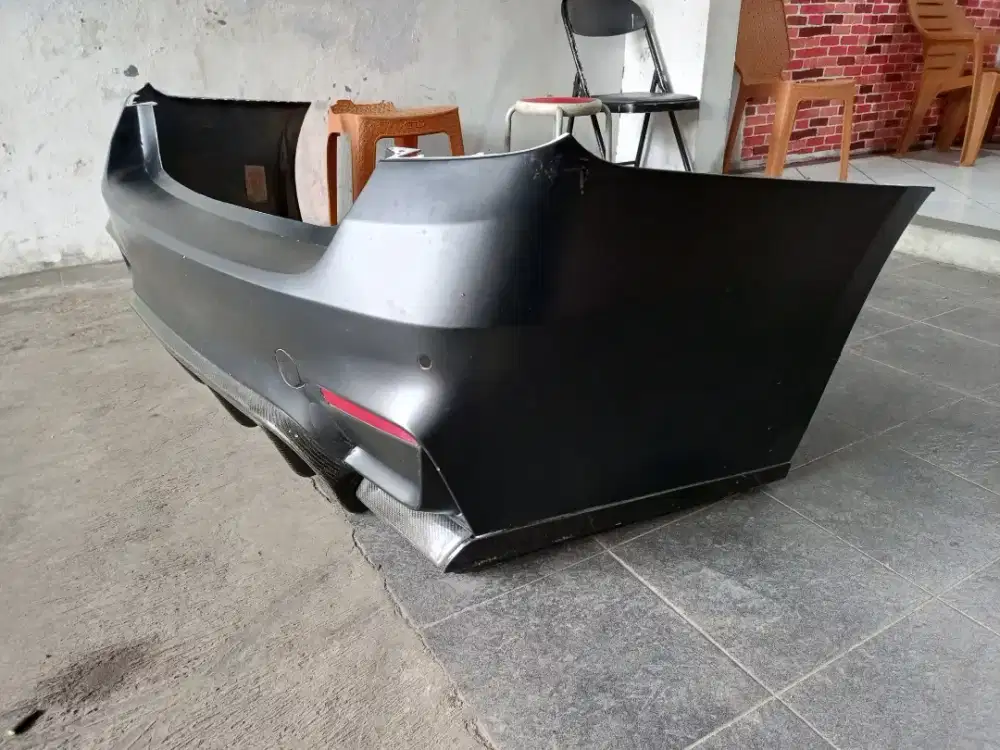 Aksesoris body BMW seri 320i