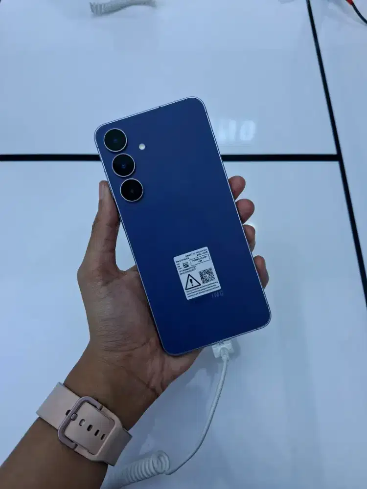 Samsung S25 FE 8/256 GB