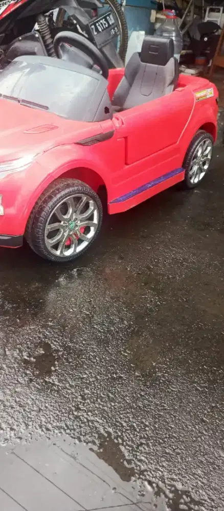 Jual mobil-mobilan anak