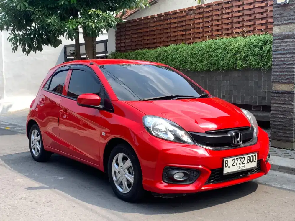DI JUAL : HONDA BRIO 1.2 E SATYA MATIC 2017 – MERAH | 120 Juta Nego