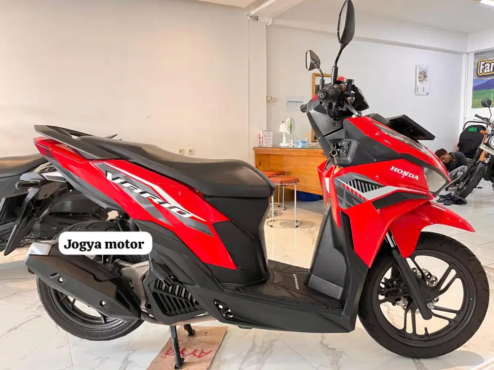 (B) honda Nvario 125 cbs 2024 cash / credit