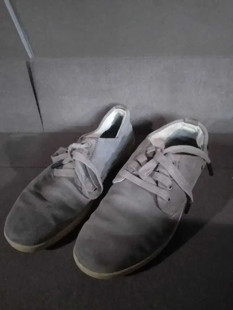 Caterpillar grey casual low size 40/41