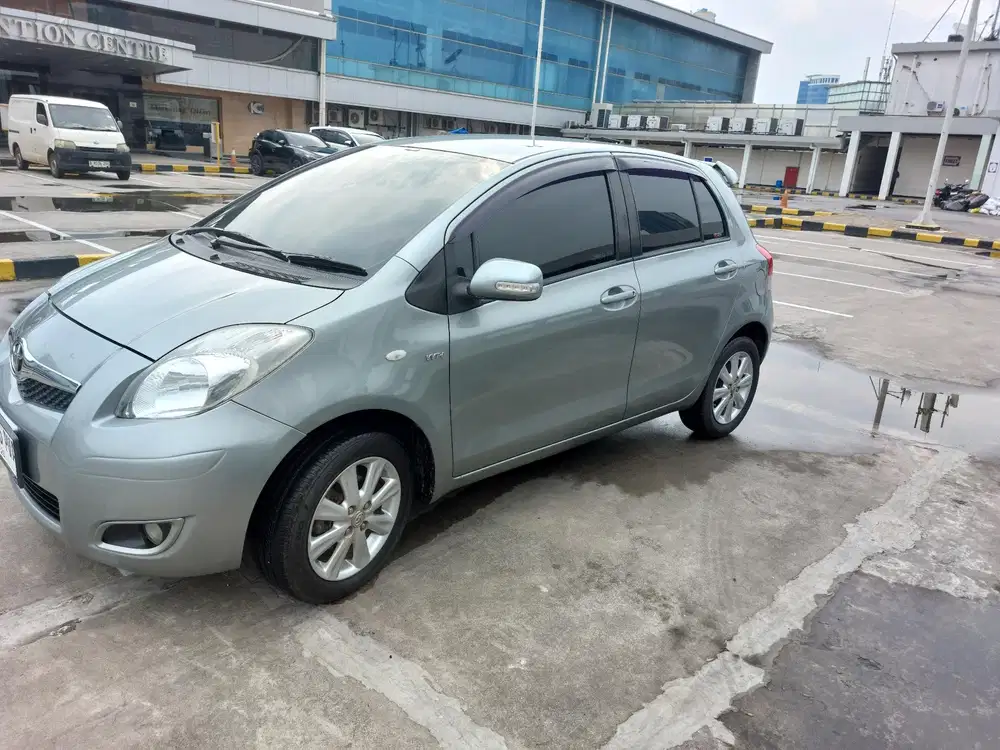 Toyota Yaris 2012 Bensin