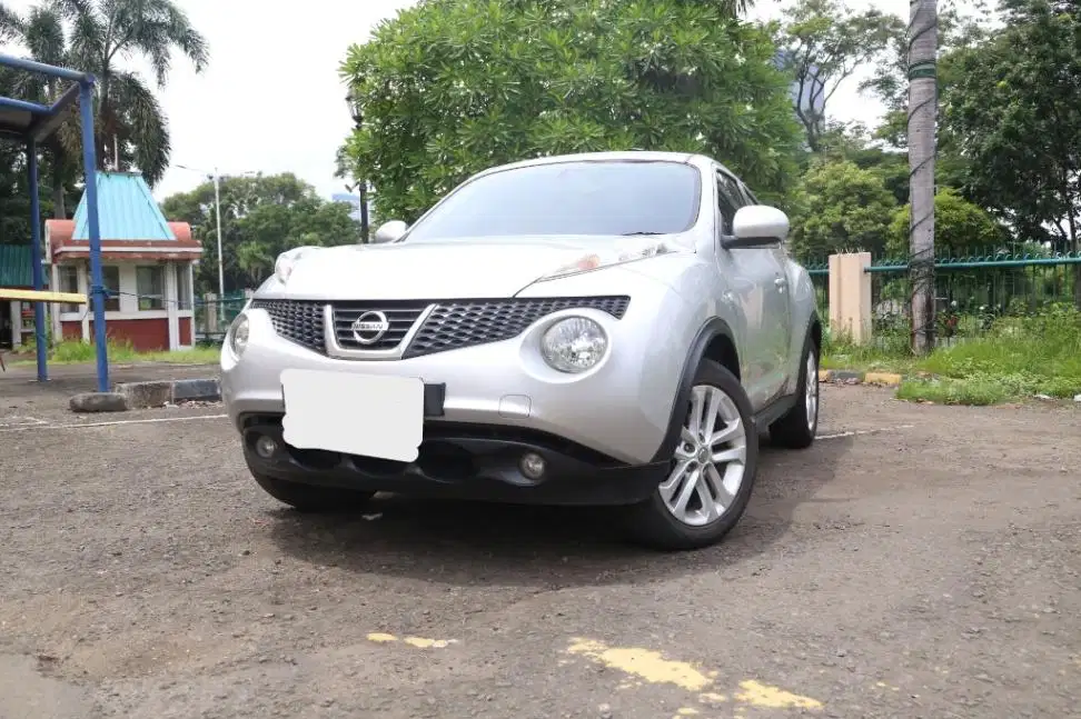 Pajak Panjang Nissan Juke  1.5 Bensin-AT 2017 Merah