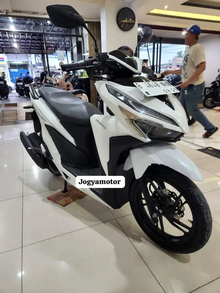 (B) honda vario 150 tahun 2019 cash & credit