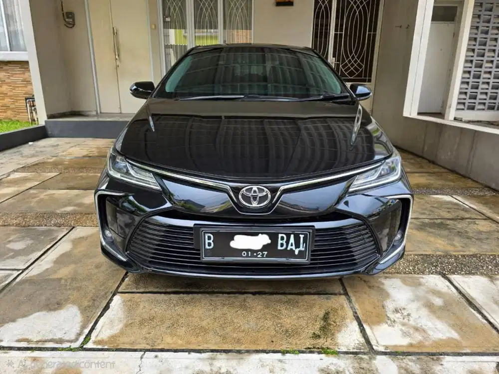 Dijual Mobil Bekas Sedan Corolla Altis 1.8V Hitam Free Cover Mobil