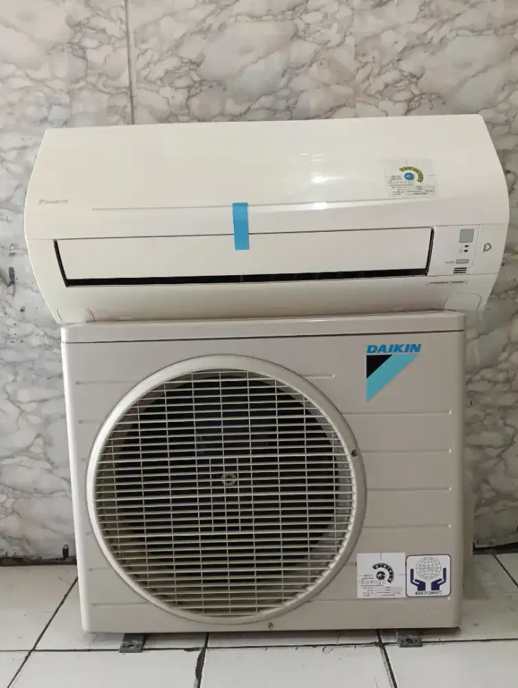 AC Daikin Thailand 1.5 pk