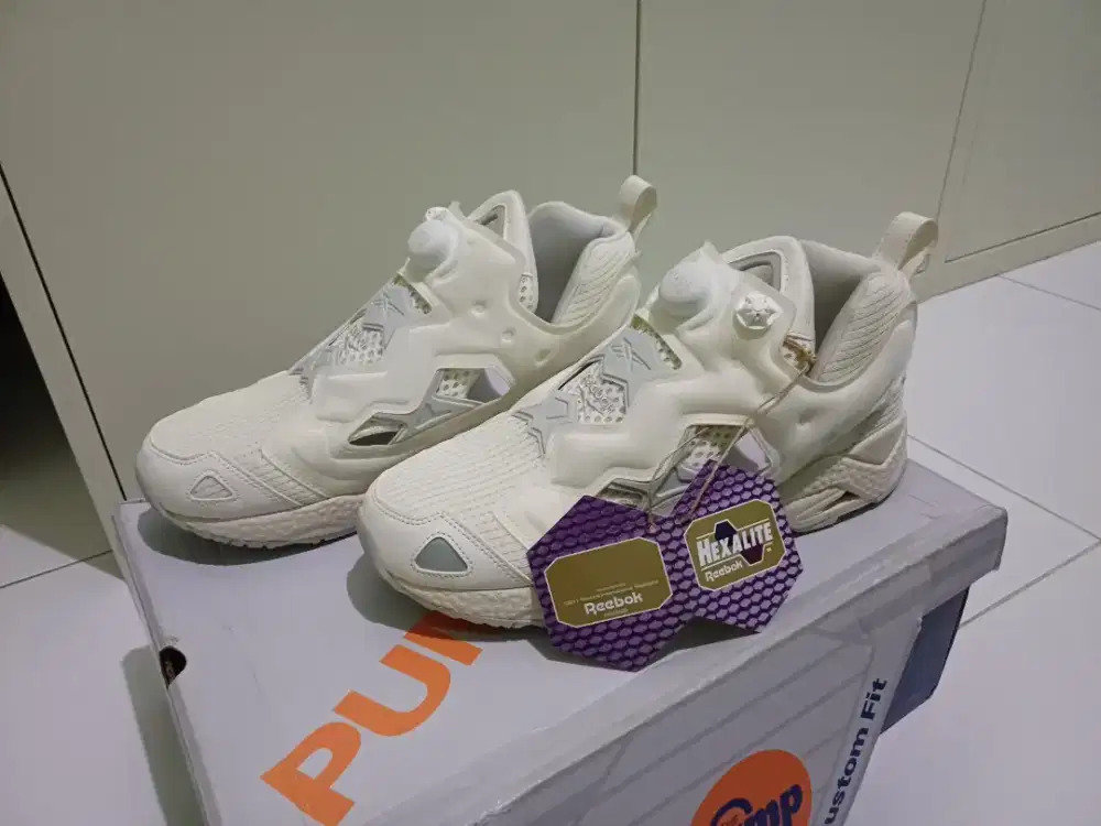 Di Jual Sepatu Reebok Hexalite Size 43