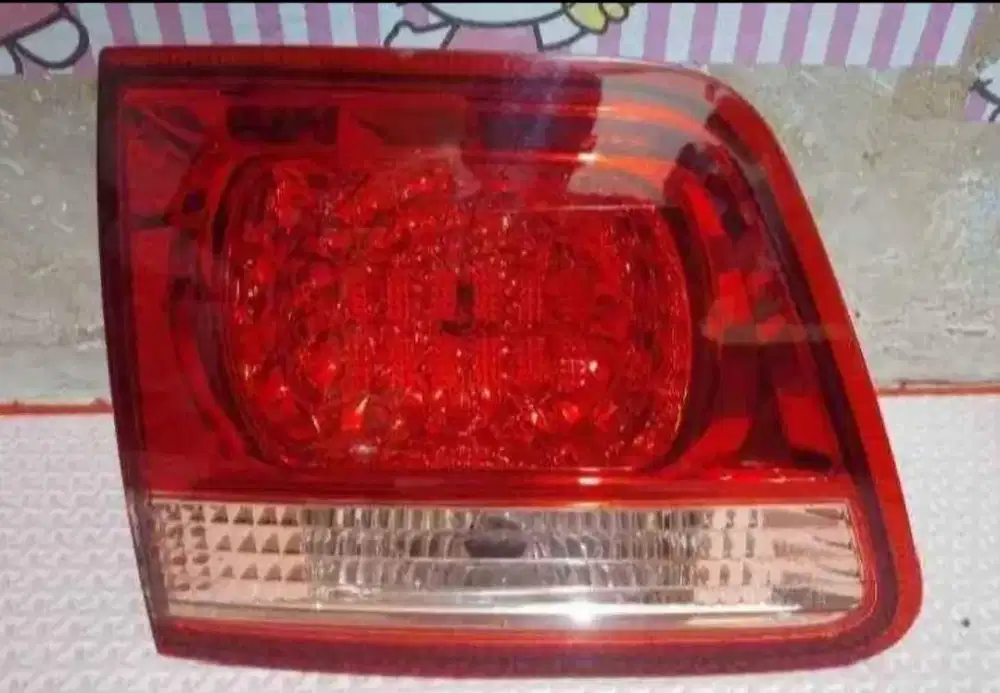 Lampu bagasi Fortuner 2007