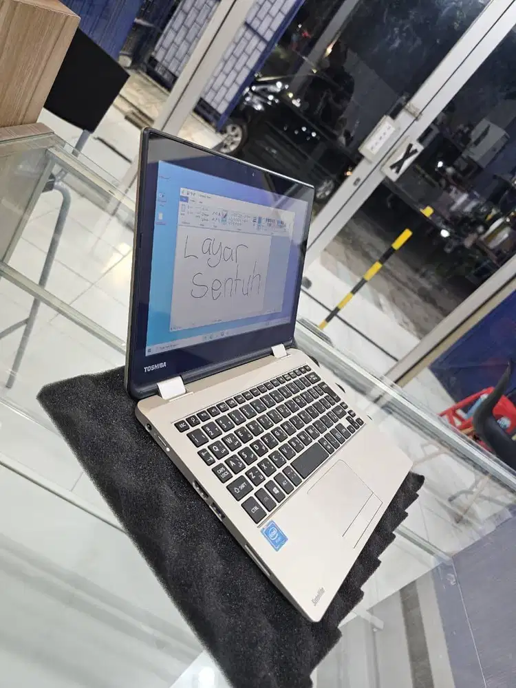 Laptop Tablet Hybrid 2 in 1 windows premium