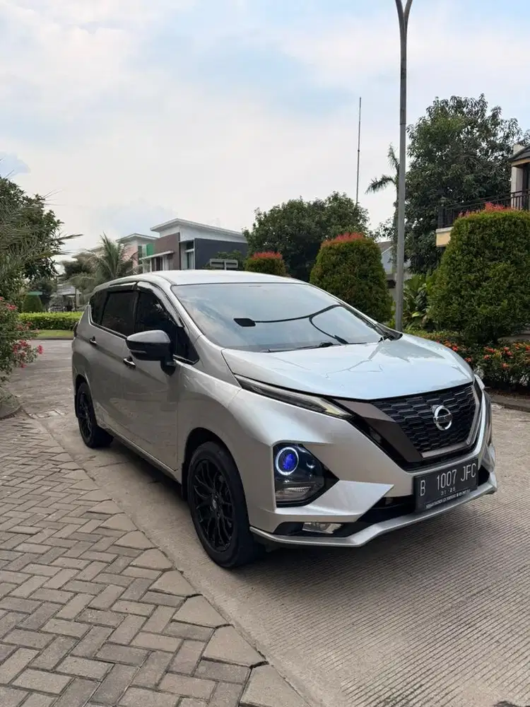 Nissan Livina VL AT 2019