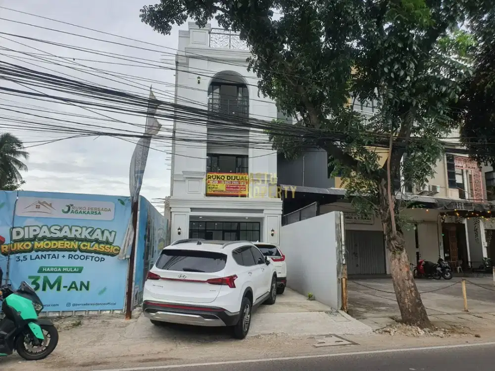 RUKO 3 LANTAI PLUS ROOFTOP DI JAGAKARSA HARGA TERJANGKAU