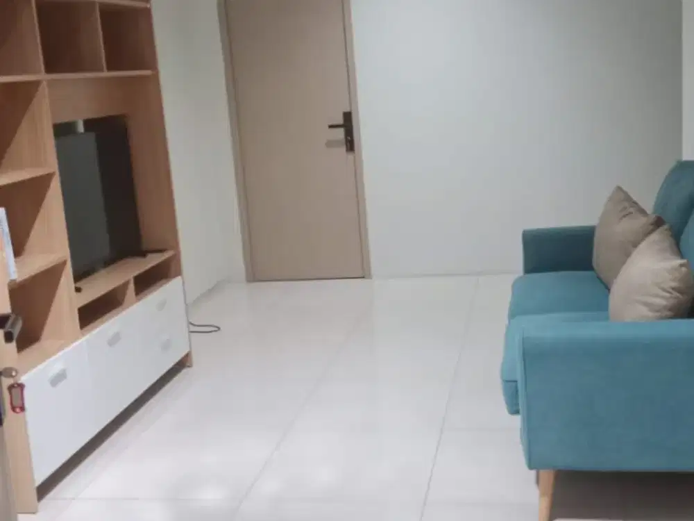 Dijual / Disewakan – Ruko Kirana Boutique Office, Kelapa Gading, Jakarta Utara  Ruko besar 4 lantai, berada di kawasan Kirana Boutique Office (KBO), l