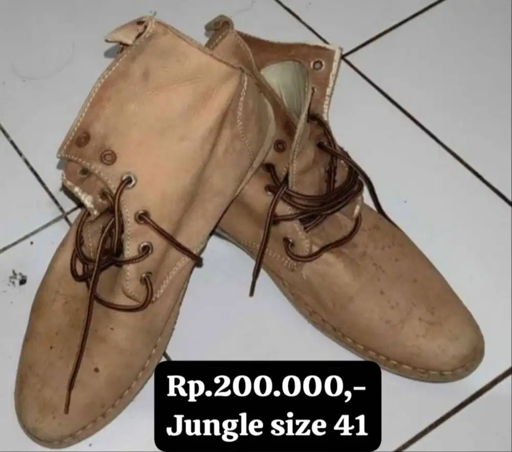 SEPATU JUNGLE (LOW) SIZE 41