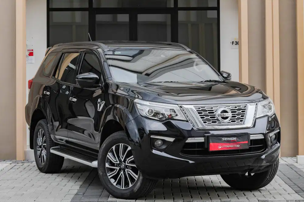 Nissan New Terra 2.5 VL Diesel Solar 4x2 AT Matic 2019 Hitam
