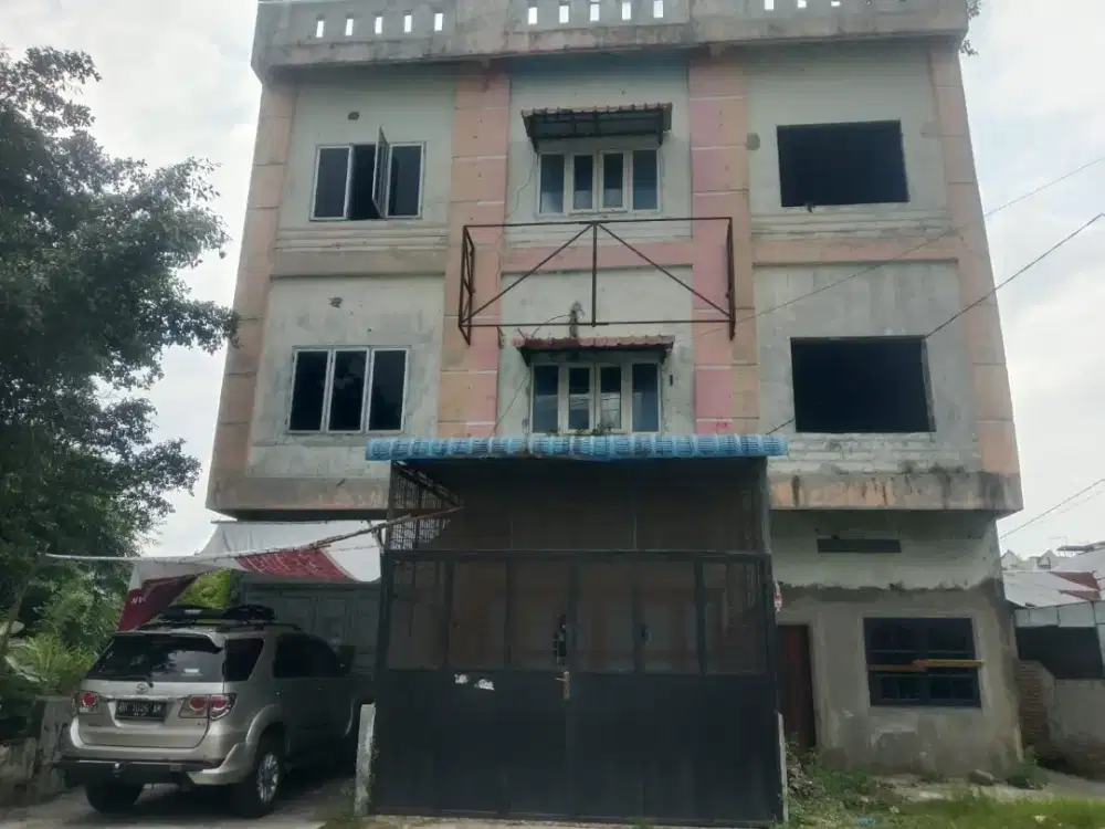 Jual Cepat! Ruko 3,5 Lantai di Krakatau Kota Medan