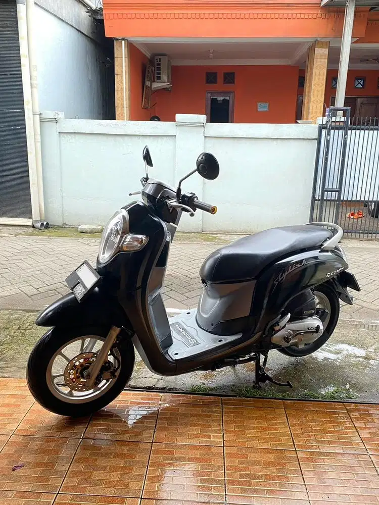 Scoopy 2018 prestige idling stop