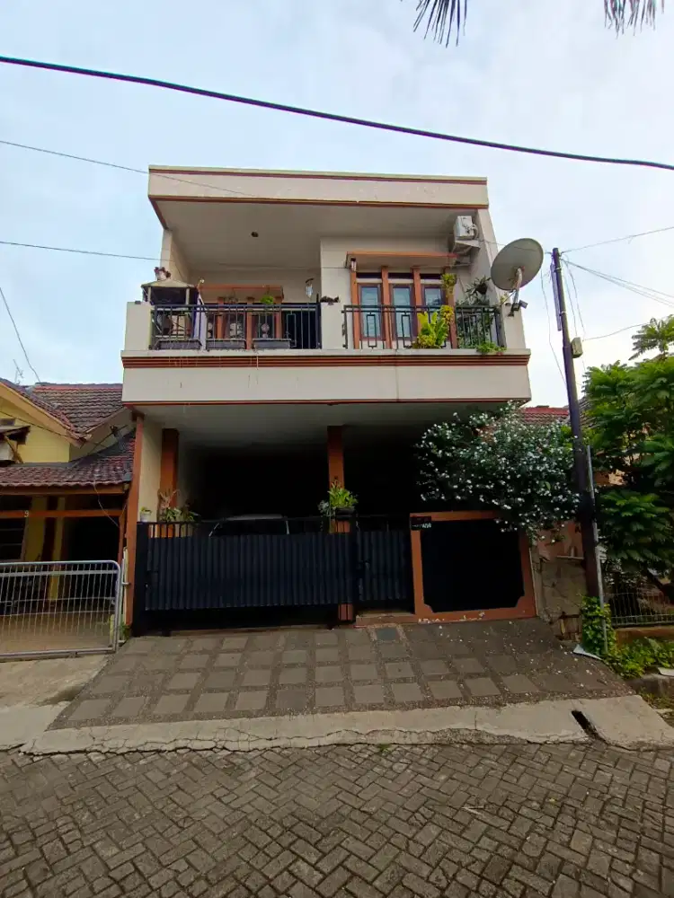 DiJual Rumah  Dua Lantai Kota Bekasi