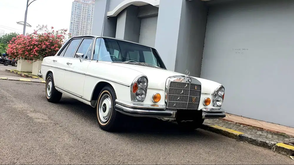 [COLLECTOR ITEM] Mercedes Benz Mercy 280S 280 S W108 Sunroof 1970 1971