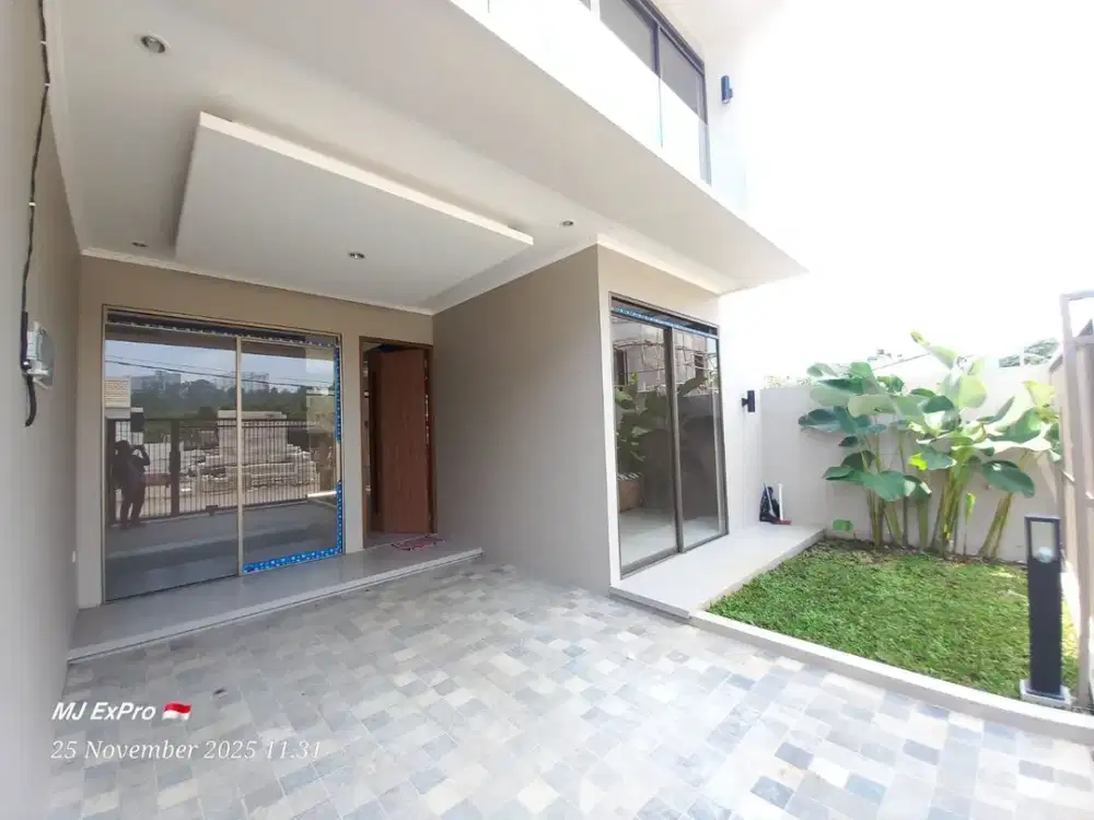 Rumah Baru Good View Rooftop di Kawasan Sejuk Cigadung Dago Bandung