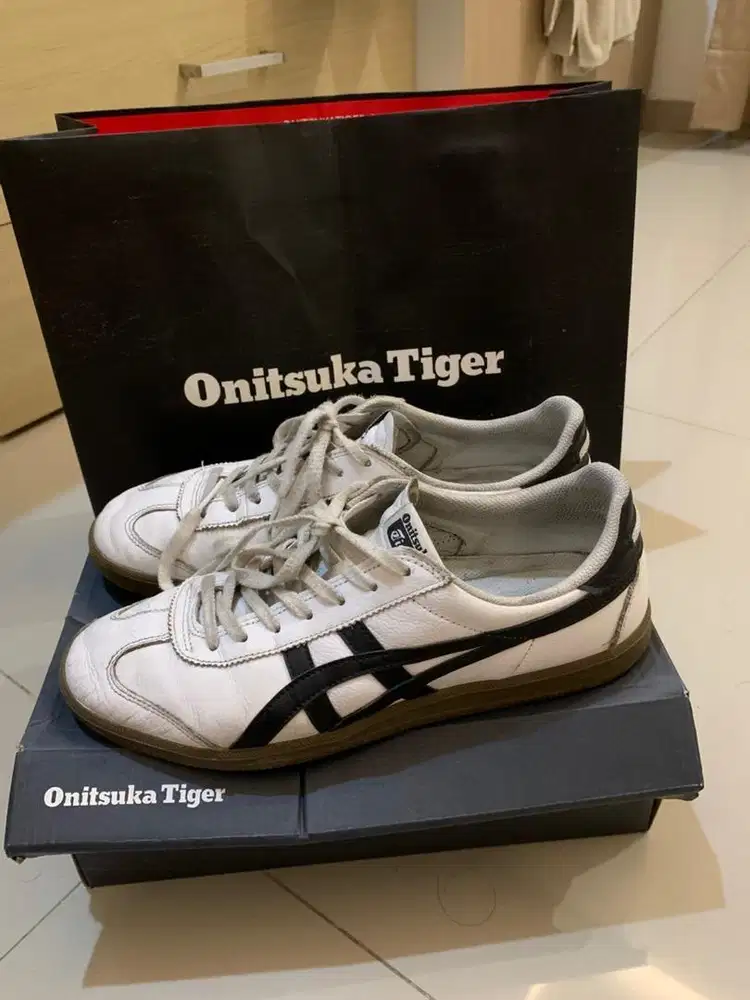 Onitsuka Tiger Tokuten