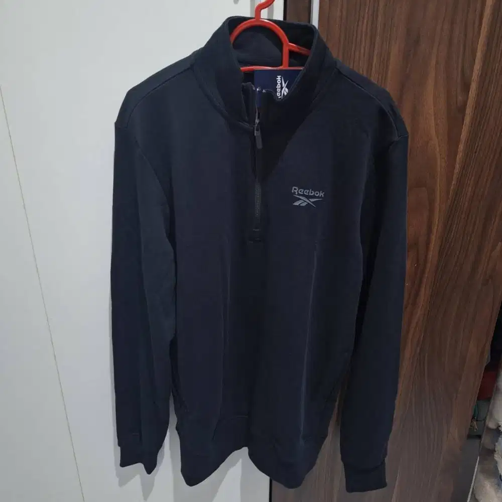 Jaket REEBOK - REE Ahza Lifestyle Men Jacket - Original Black