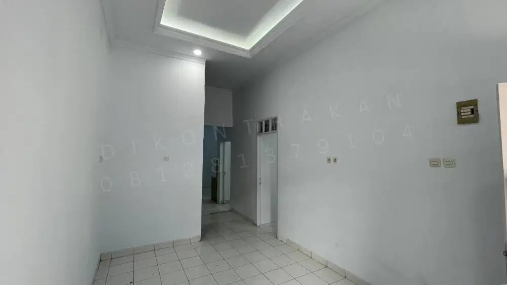 Rumah Dikontrakkan di BSD, Baru Renovasi, Lokasi Strategis!