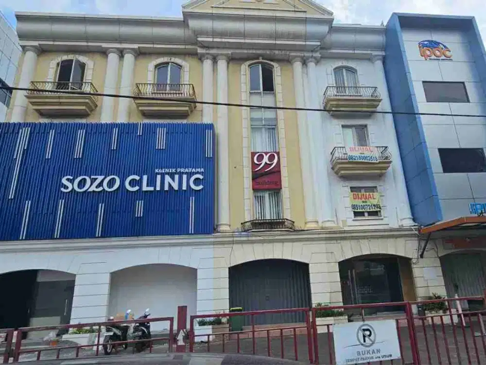 Ruko 4,5 Lantai, Jl.Mampang Prapatan, Jakarta selatan.