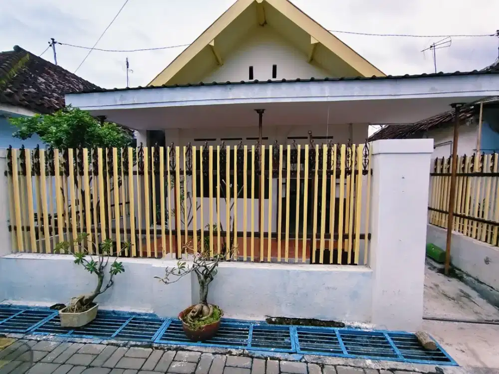 RUMAH DIKONTRAKAN 9.000.000/Tahun (NEGO)