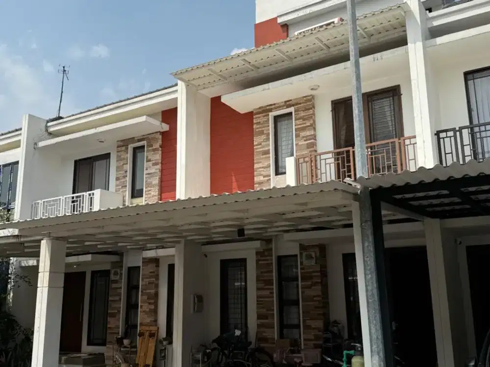 Dijual Rumah Green Lake City Cluster Asia 6x18, 2.5 Lantai Hadap Utara Semi Furnish Harga 3.2M Nego