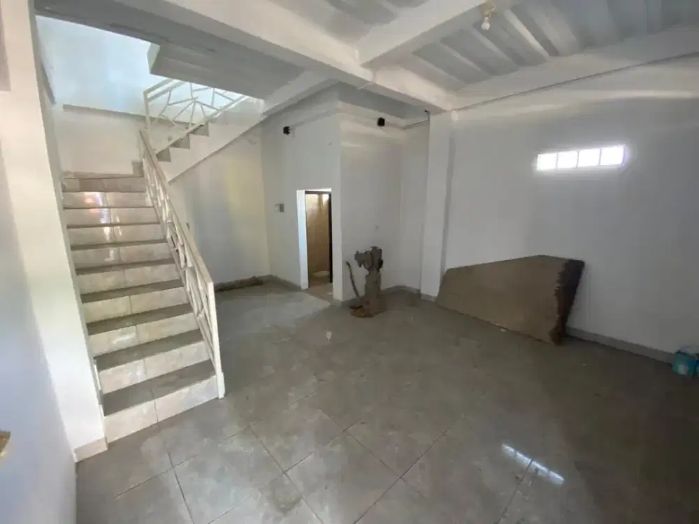 Disewakan Ruko 2 Lantai Siap Huni Lokasi di Cihanjuang Cimahi Bandung