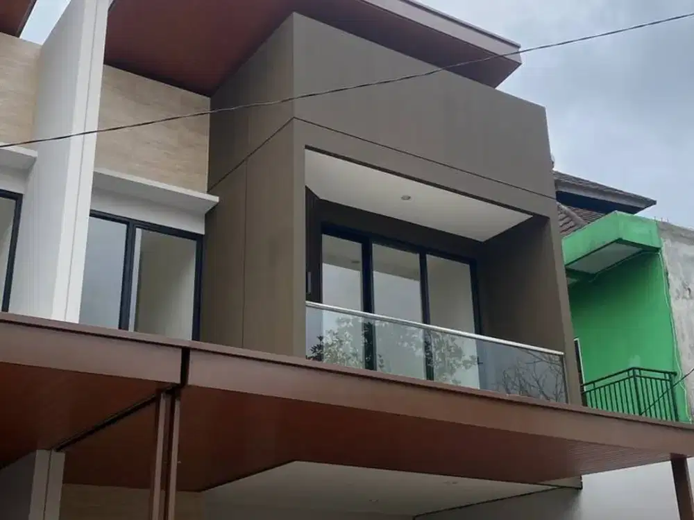 rumah mewah 1 M an dekat mall MRT & Tol Lebak bulus jakarta selatan