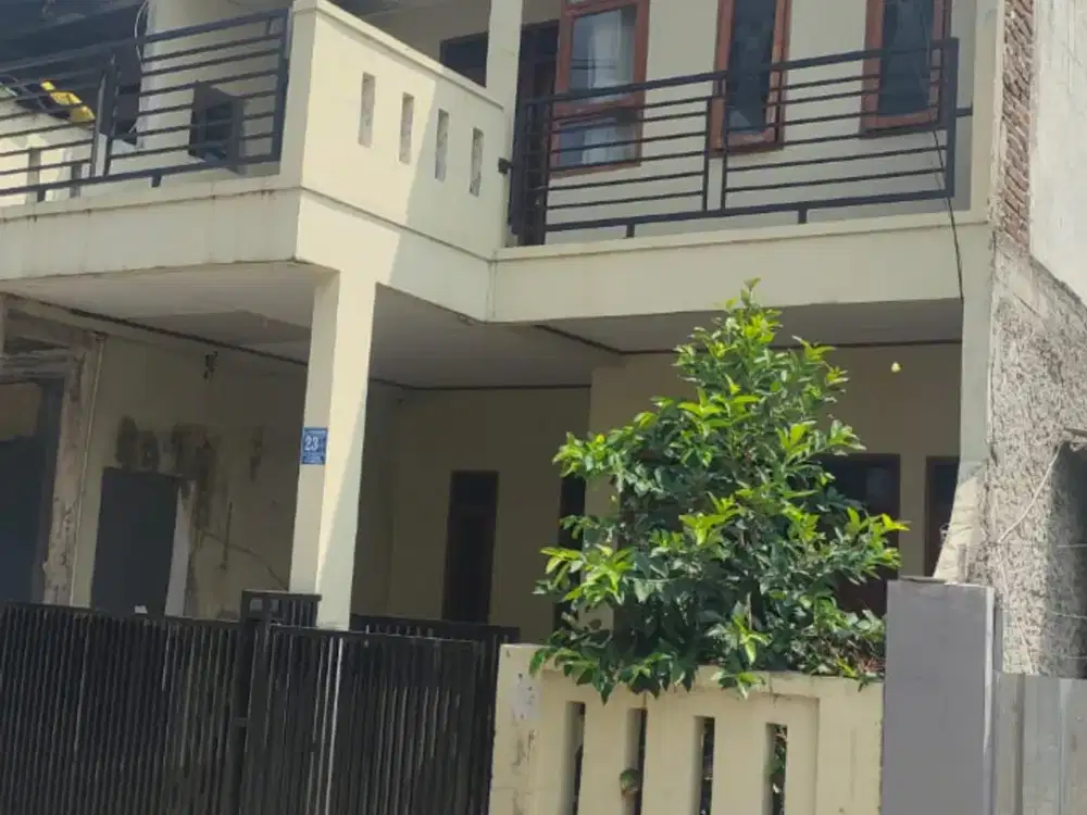 Rumah Cisaranten Kulon Cocok Untuk Keluarga Bahagia