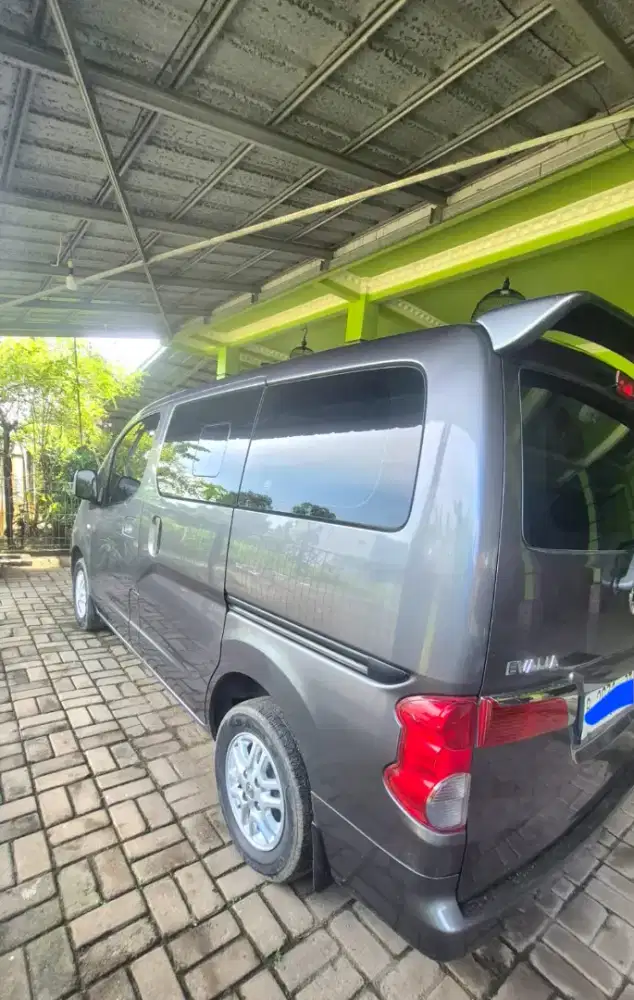 NISSAN EVAALIA TYPE XV 2013