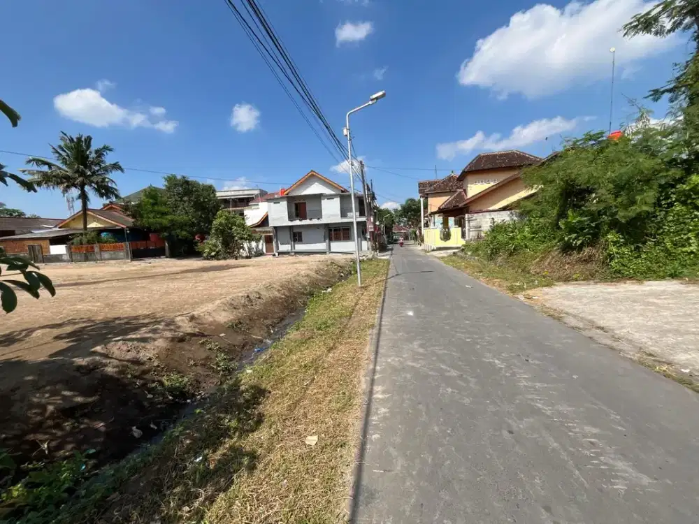 SHM P siap bangun rumah 2 lantai di Jl Kaliurang km 9