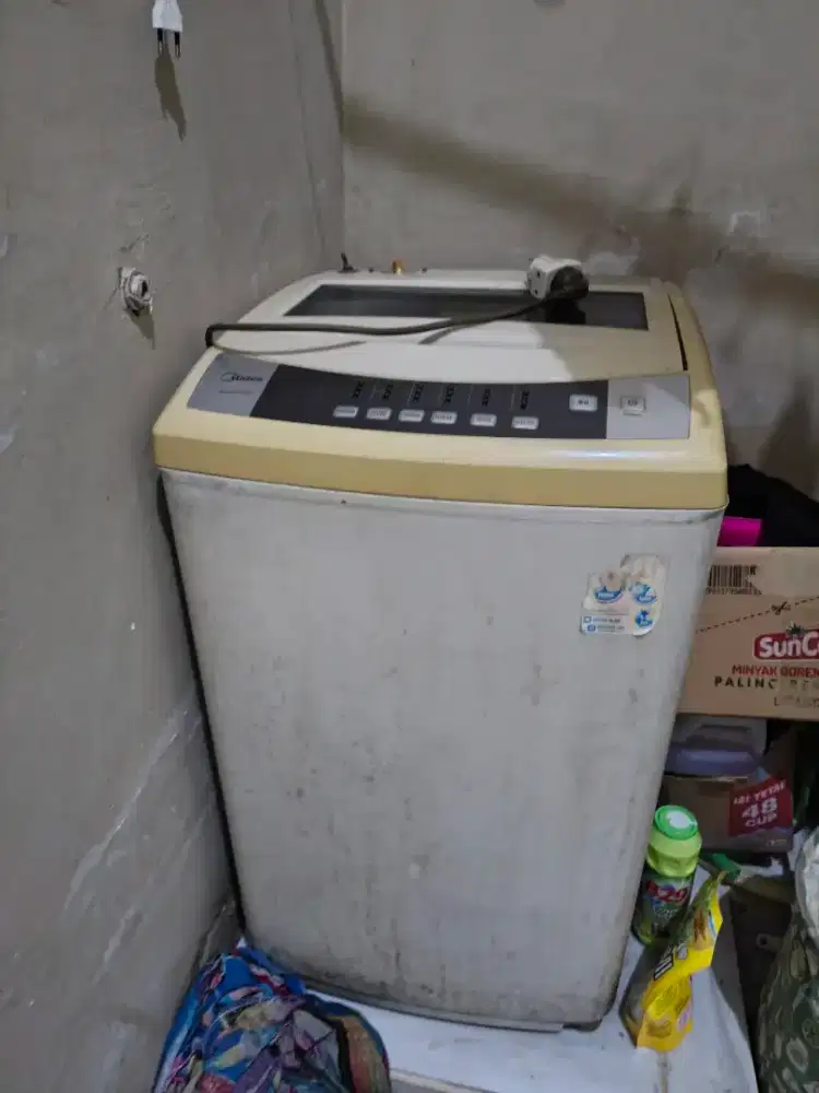 Mesin cuci midea top load