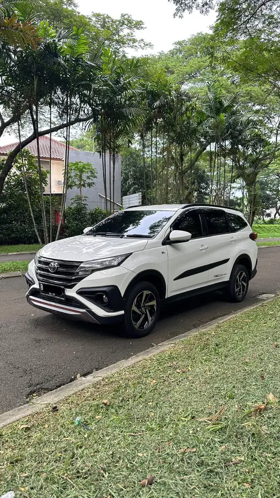 Toyota Rush TRD Sportivo 2018 AT Istimewa