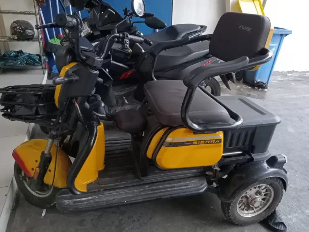 Di jual motor listrik roda 3 merk exotik